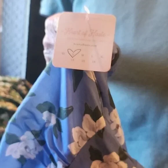HEART OF HAUTE floral Blue Dress Size S - Picture 6 of 6